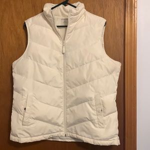 Lands End puffy vest size Large white